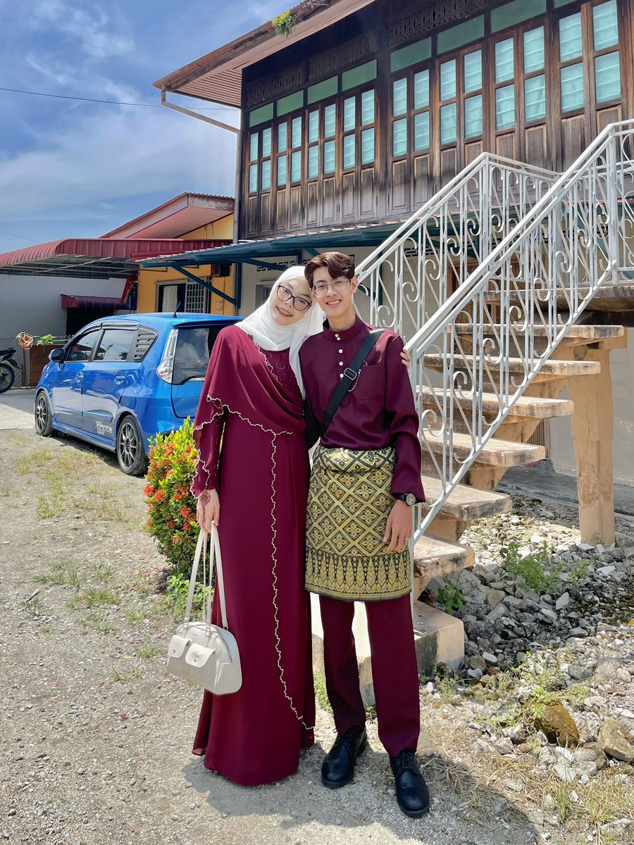 chois7n_'s tweet image. Day 1 Raya With Wife❤️