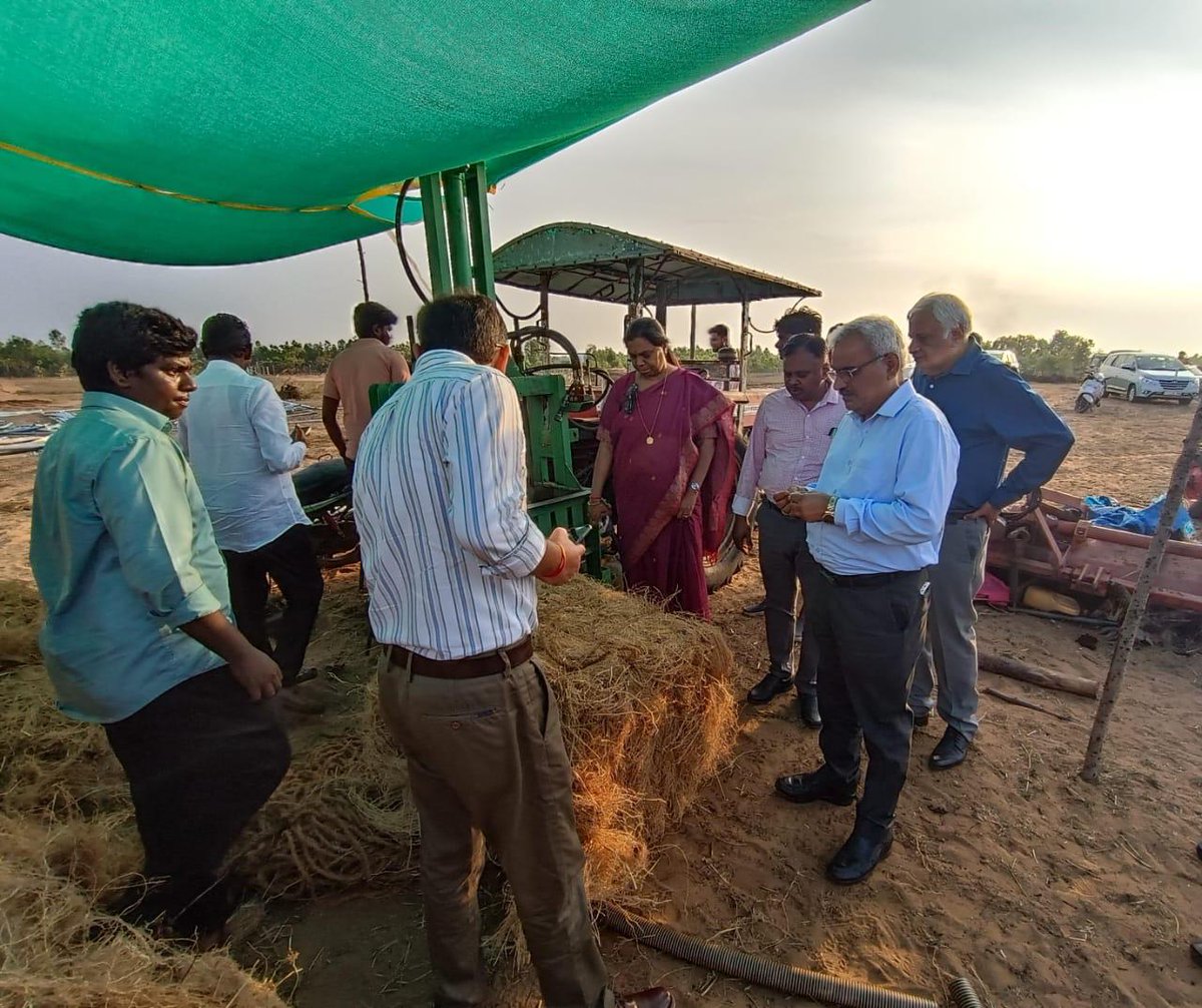 Prabodh Trivedi (@prabodhtrivedi) on Twitter photo <a href="/CSIRCIMAP/">CSIR-CIMAP</a>, Knowledge Partner, coordinared FICCI/Ultra International/IFRA sponsored program on 2nd April 2025 in Pondicherry to promote sustainable #vetiver cultivation & processing in cyclone & tsunami-affected coastal areas supporting India's Atmanirbhar initiative. <a href="/CSIR_IND/">CSIR, India</a> <a href="/CSIRCIMAP/">CSIR-CIMAP</a>, Knowledge Partner, coordinared FICCI/Ultra International/IFRA sponsored program on 2nd April 2025 in Pondicherry to promote sustainable #vetiver cultivation & processing in cyclone & tsunami-affected coastal areas supporting India's Atmanirbhar initiative. <a href="/CSIR_IND/">CSIR, India</a>
