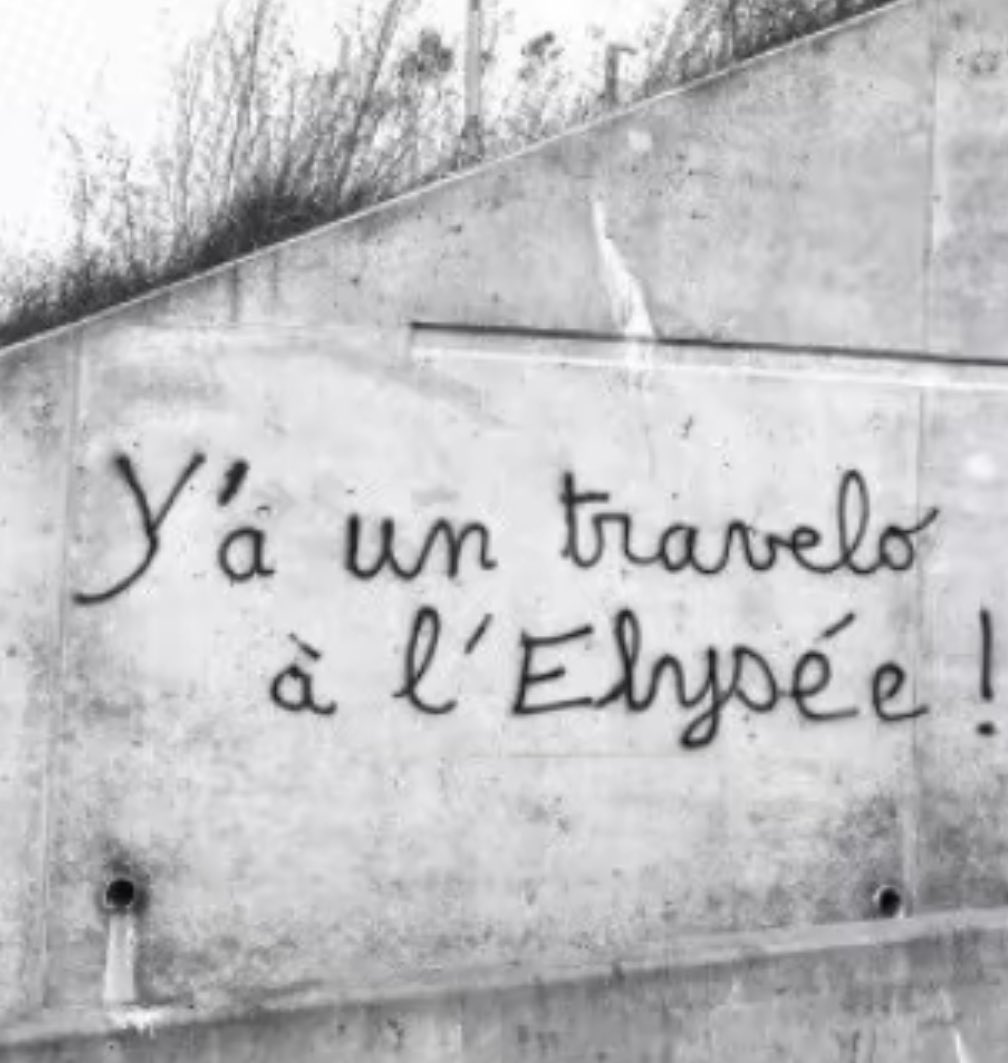 PierreDCosta's tweet photo. @jon_delorraine Toujours au top !
#JeanMichou #postiches #44fillette https://t.co/0x5J7ckByp