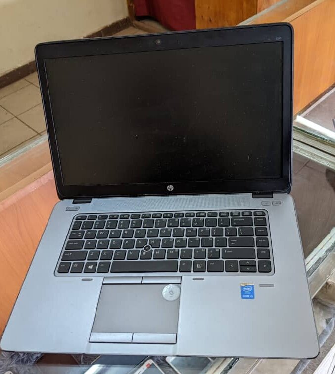Sulanidavid's tweet photo. 📌HP elite book 850
📌I5 5th gen 
📌8gb ram
📌sim slot 
📌500gb HD/SSD slot 
📌5hours battery
📌 Fingerprint
📌Backlight keyboard
Mwk430, 000 https://t.co/D2b3yDWSGR