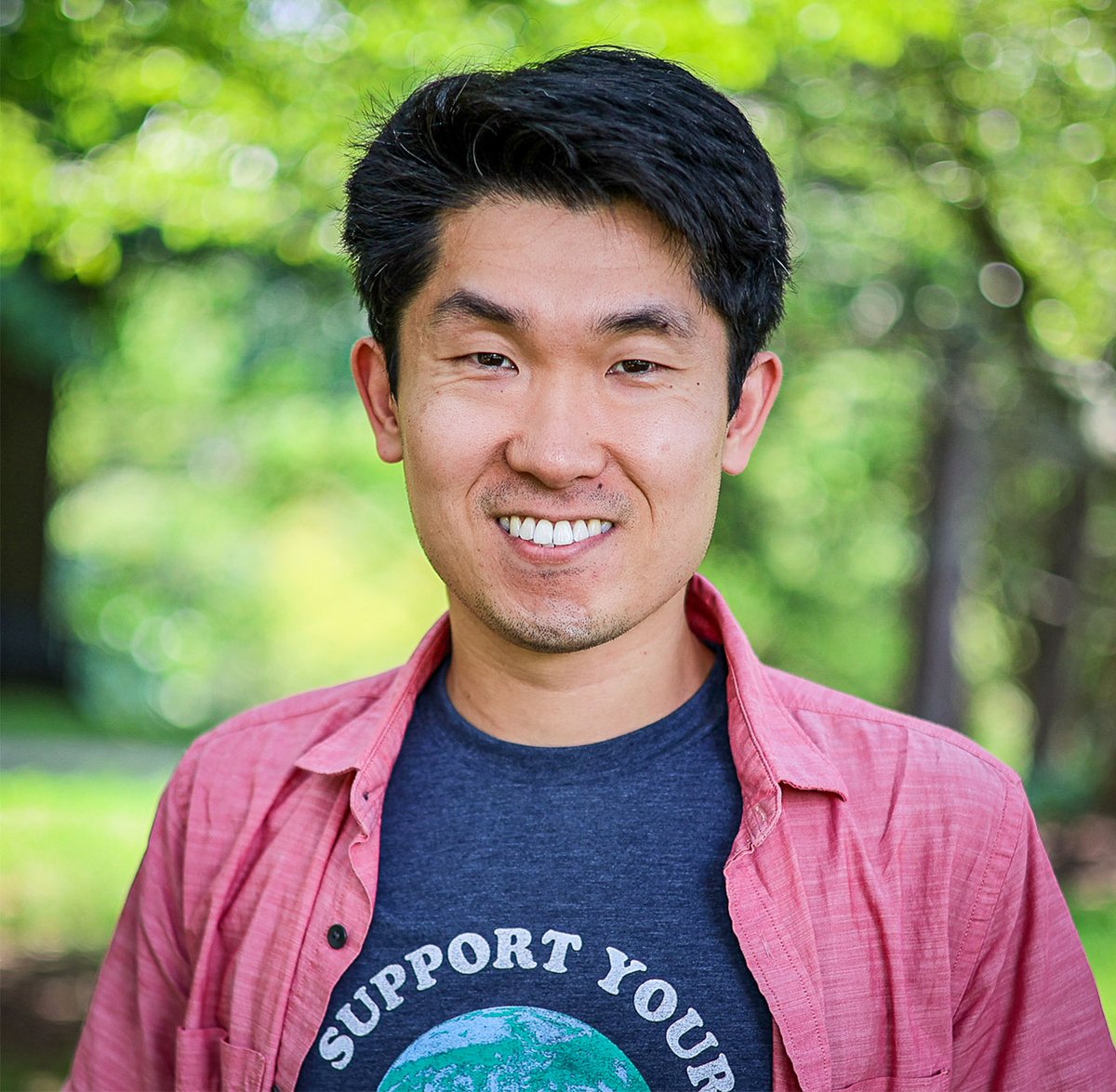 QuantaMagazine's tweet image. “Information itself might be a vital parameter of the cosmos, similar to mass, charge and energy.” — Michael Wong, astrobiologist quantamagazine.org/why-everything…