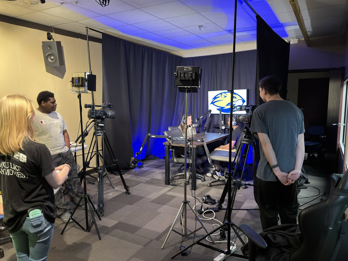 A/V Production at Karns/Byington (@karnsnetwork) on Twitter photo Thanks to Mrs. Warren for stopping by A/V Productions today to share information about the Karns 865 Academies on our Karns Insider Podcast! <a href="/KarnsBeavers/">Karns High Beavers</a> Thanks to Mrs. Warren for stopping by A/V Productions today to share information about the Karns 865 Academies on our Karns Insider Podcast! <a href="/KarnsBeavers/">Karns High Beavers</a>