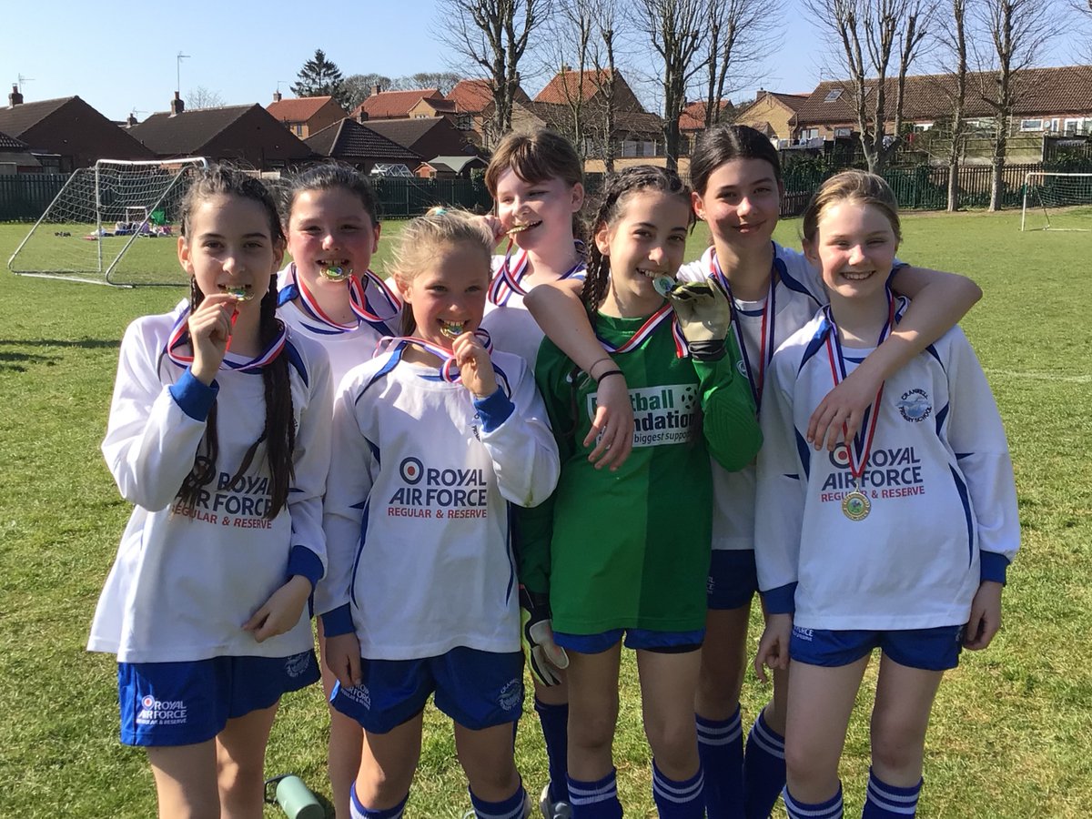 Thank you <a href="/navenbysport/">Navenby CE School</a> for hosting the Girls Football Tournament, we had a lovely afternoon in the sunshine. Well done to our team who played brilliantly and came away with the gold medals! #SFW2025 <a href="/SchoolsFootball/">English Schools' Football Association</a>