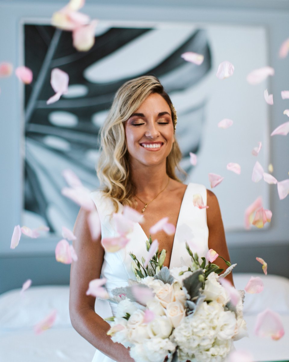 RiuHoteles's tweet image. 💍 ¿Te gustaría celebrar el día más importante de tu vida en una playa paradisíaca? 🌴 bit.ly/3wLweTj

#bodas