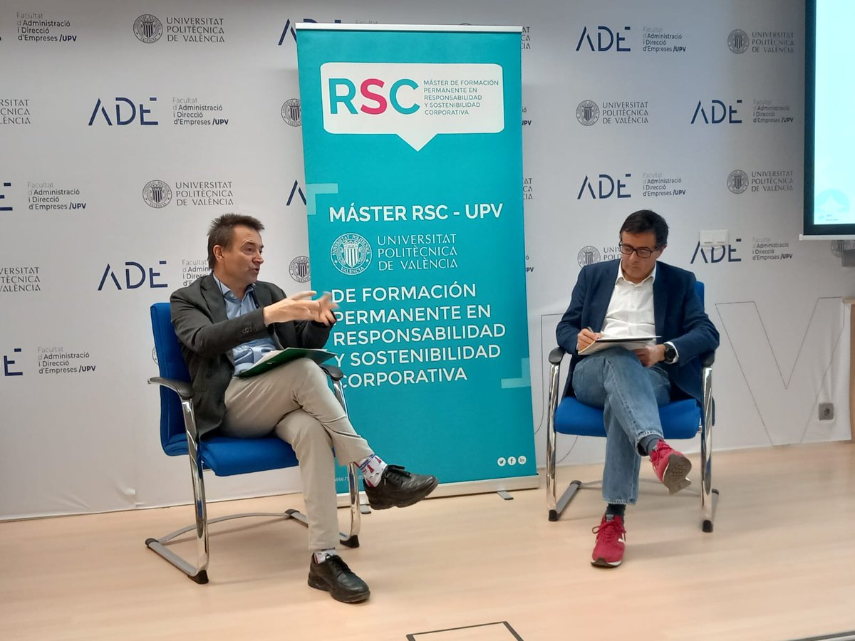 Máster RSC UPV (@masterrscupv) on Twitter photo <a href="/PacoAlos/">Paco Alos</a> <a href="/caixapopular/">Caixa Popular</a> <a href="/adeupv/">ADE UPV</a> <a href="/CEGEA_UPV/">CEGEA</a> <a href="/UPV/">Universitat Politècnica de València</a> <a href="/gabrigarmar/">Gabriel Gª Martínez</a> <a href="/LupeOrea/">Lupe Orea</a> <a href="/OFontanillo/">Olivia Fontanillo</a> "Los valores impregnan toda la organización y todo lo que hacemos en <a href="/caixapopular/">Caixa Popular</a>. Esta forma de ser y actuar te hace confiable internamente y ante los clientes, minimiza los riesgos y hace que tengamos una cultura organizacional fuerte", <a href="/PacoAlos/">Paco Alos</a> en charla #MasterRSCUPV
➕👇 <a href="/PacoAlos/">Paco Alos</a> <a href="/caixapopular/">Caixa Popular</a> <a href="/adeupv/">ADE UPV</a> <a href="/CEGEA_UPV/">CEGEA</a> <a href="/UPV/">Universitat Politècnica de València</a> <a href="/gabrigarmar/">Gabriel Gª Martínez</a> <a href="/LupeOrea/">Lupe Orea</a> <a href="/OFontanillo/">Olivia Fontanillo</a> "Los valores impregnan toda la organización y todo lo que hacemos en <a href="/caixapopular/">Caixa Popular</a>. Esta forma de ser y actuar te hace confiable internamente y ante los clientes, minimiza los riesgos y hace que tengamos una cultura organizacional fuerte", <a href="/PacoAlos/">Paco Alos</a> en charla #MasterRSCUPV
➕👇
