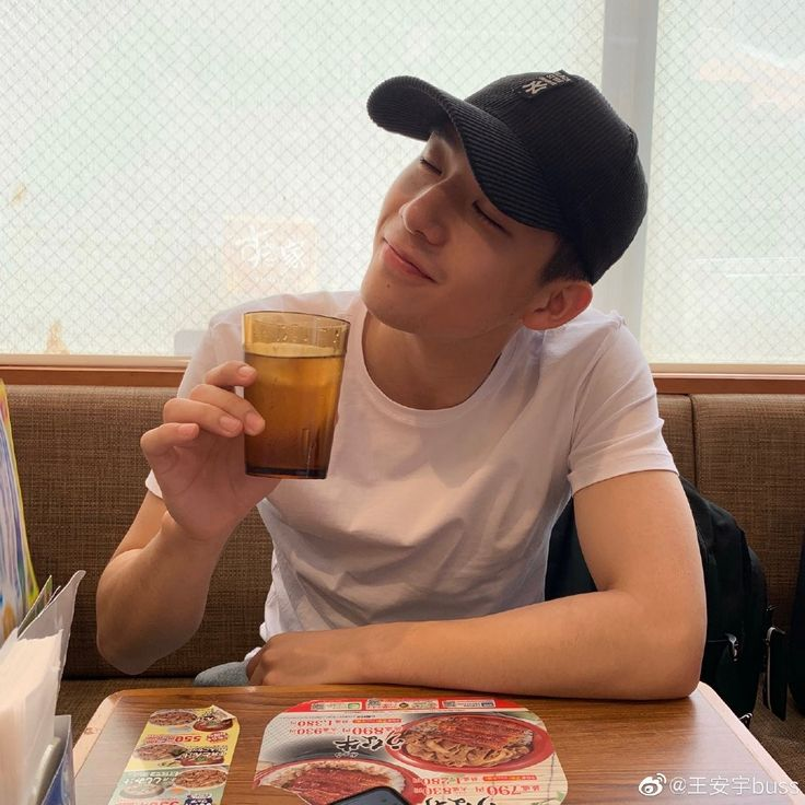 Banyu H. tweet media