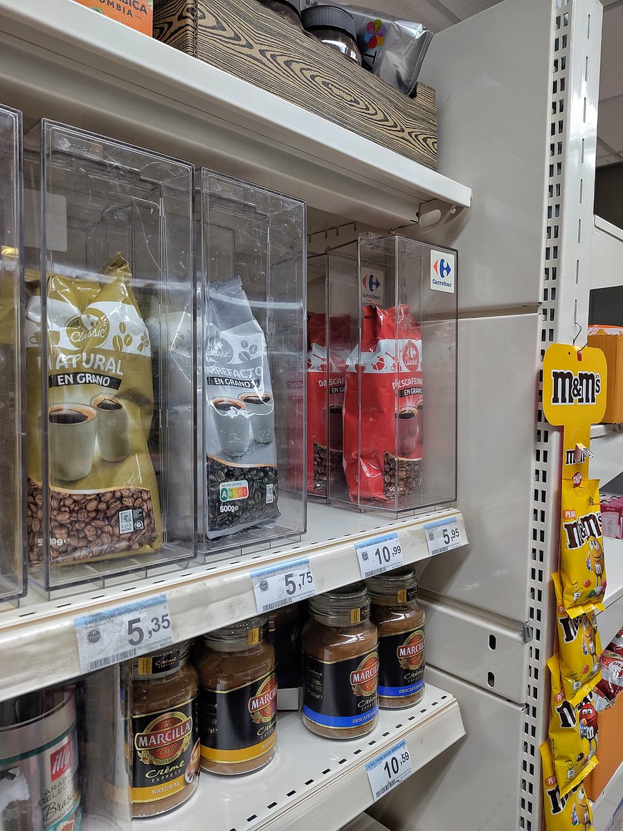 Du weisst, dass du als ehemalige Industrienation versagt hast, wenn in den Läden die Billigmarke des Bohnenkaffees diebstahlgeschützt werden muss.

Olé 🇪🇸