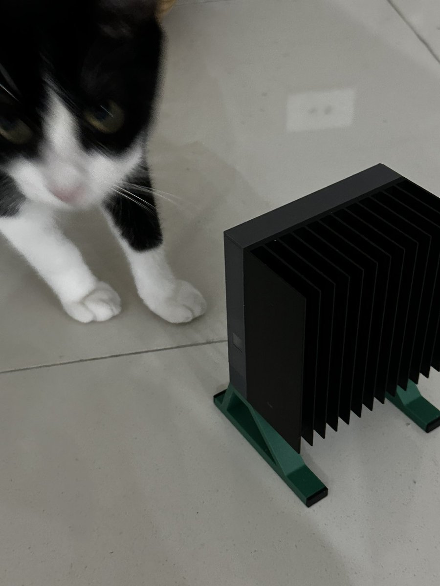 <a href="/GreenBit_Tech/">GreenBit Technology</a> 

My first fanless mining machine

✨Very easy
✨No sound
✨Good design

Personal Review
Very easy to start. I was surprised it's rthe most easy to set up.
Good design it's like 라제히터
🛏️I can turn it on even I sleep. I can't heard any sound
But I would like to