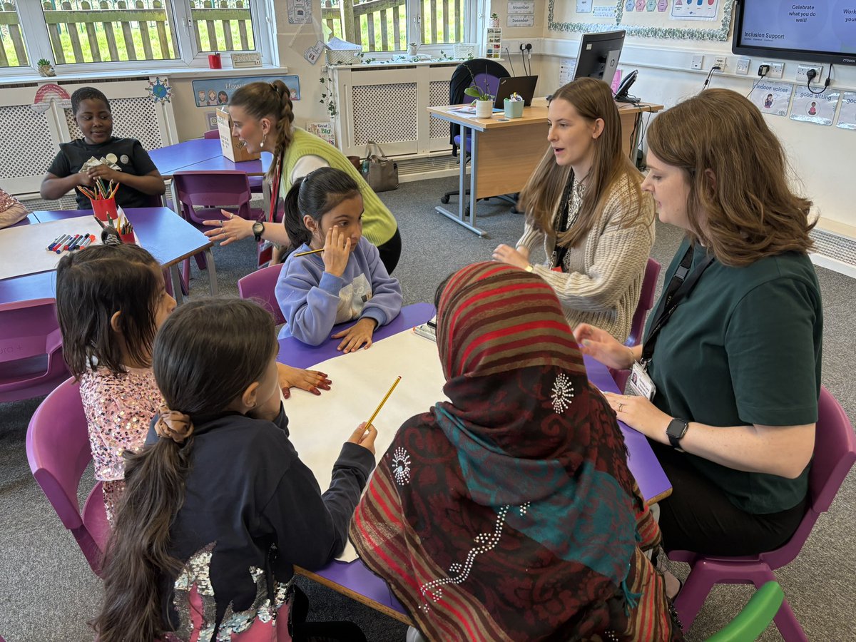 🤩 The SHAPE Team have had a brilliant morning delivering the annual STEPs Conference!
 
➡️This morning's activities for the children included:
⚽Outdoor activities
💪 Building resilience
🍓Healthy eating
 
👏Thank you all of the children and families who attended!