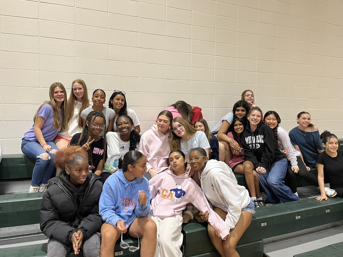 Rachel Kidd (@rachelrkidd) on Twitter photo Students are getting a kick out of our PBIS student v staff Kickball game today! #striveforexcellence #3Rs <a href="/TaylorRoadWay/">Kelly Parker</a> <a href="/Proud_Tigers/">Tiger Pride</a> Students are getting a kick out of our PBIS student v staff Kickball game today! #striveforexcellence #3Rs <a href="/TaylorRoadWay/">Kelly Parker</a> <a href="/Proud_Tigers/">Tiger Pride</a>