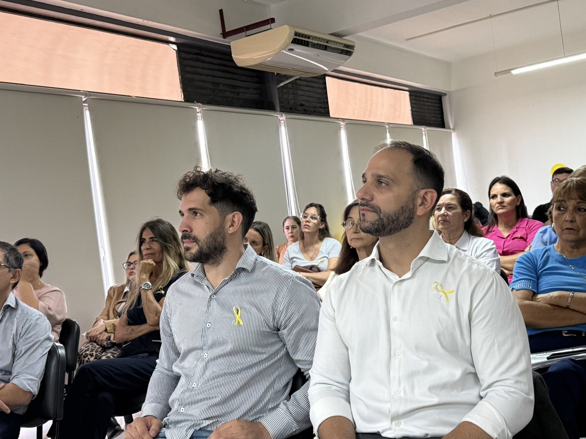 pelinski_ivan92's tweet photo. Hablemos de endometriosis 🙌🏼

Gracias al Dr. Javier Del Longo y a la Dra. Mariana Ringa por llevar adelante este espacio y profundizar sobre la importancia de la detección temprana de la enfermedad y a cada una de las personas que participaron. https://t.co/N0dmNRR05m