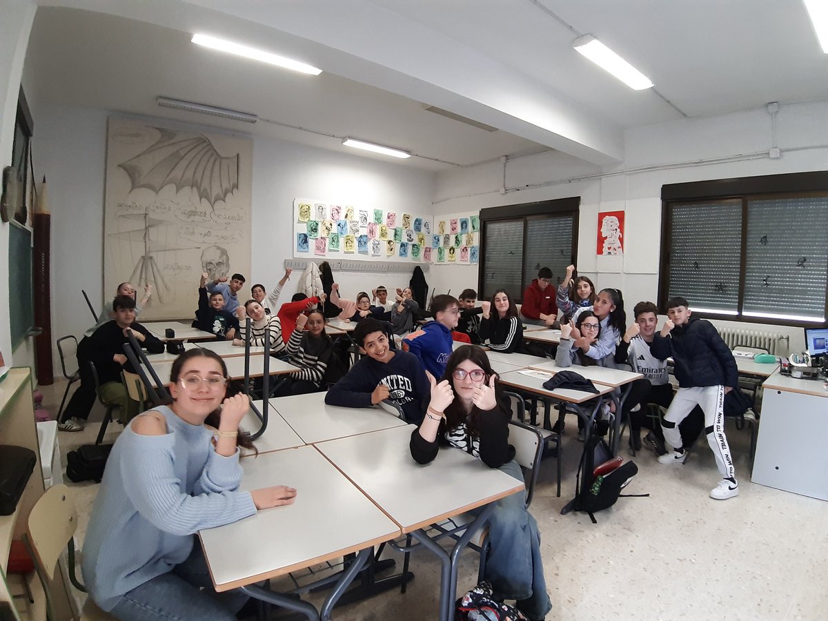 🤝✌️ PULSERAS LÍNEAS DE FUERZA SJ #SemanaIgnaciana #EnSAFAAlcaláLaReal‼️

➡️ Nuestro alumnado ha recibido las #Pulseras <a href="/LdeFsj/">Líneas de Fuerza</a> un símbolo de nuestro espíritu y valores 💙
👇👇👇
Las pulseras nos recuerdan que caminamos juntos, guiados por la fe, el servicio y el compromiso 💪