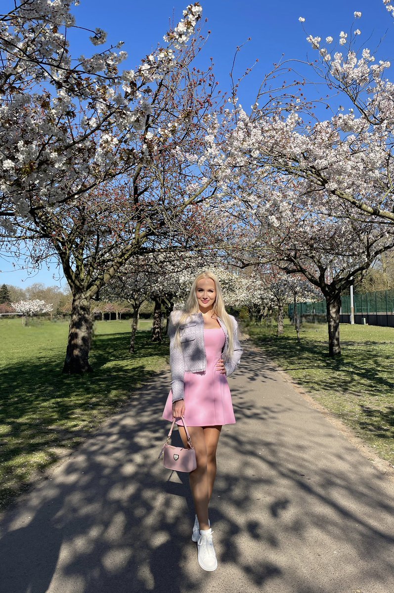 Charlotte Belvedere LDN 🇬🇧 tweet media