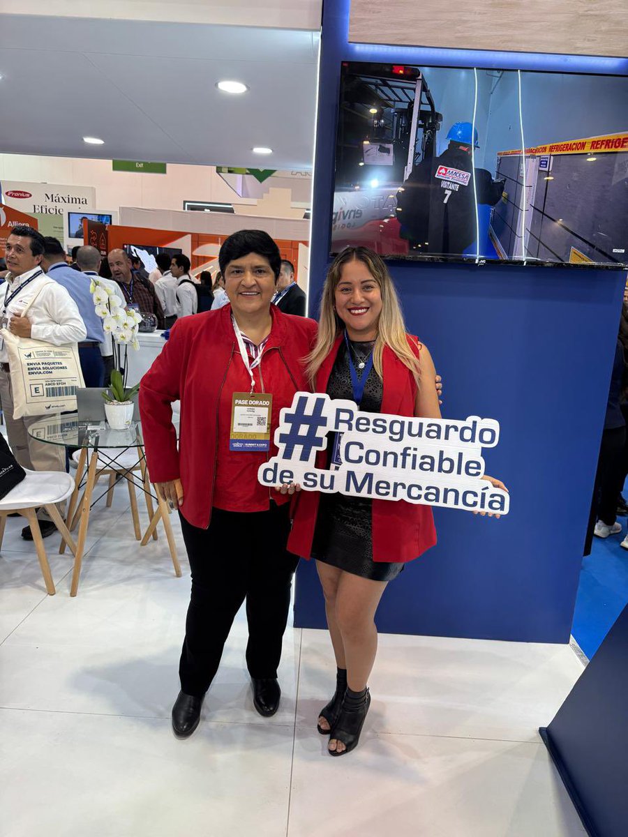 AAACESA_AF's tweet photo. Así se vivió el primer día de la expo de logística más grande de México. Los esperamos el día de hoy, stand 5116. #AAACESA https://t.co/yXwyqG4hML