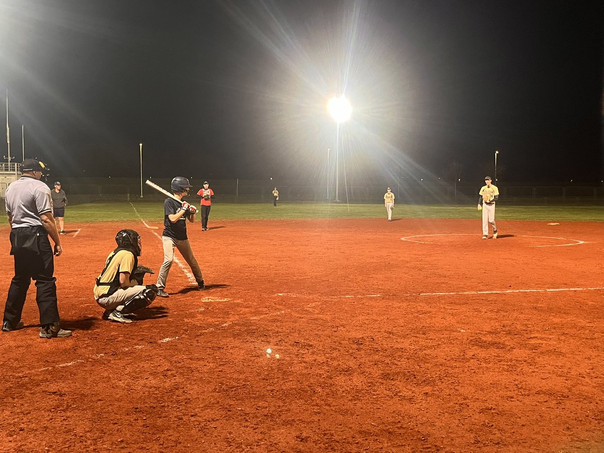 After a 22 hour day for some of the Archway softballers; traveling, training and playing in the GB squad, what a way to finishing under the lights #ArchwayPride 💙💛