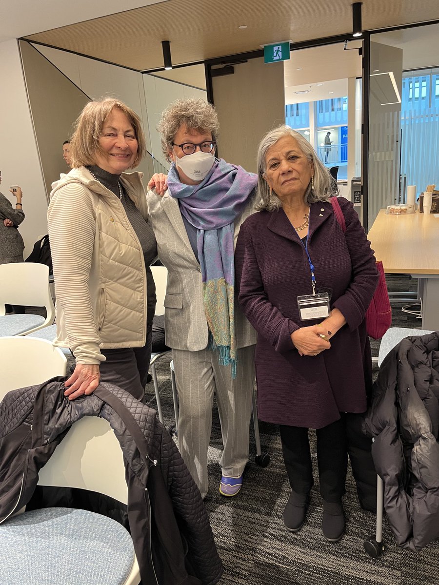 Senator Ratna Omidvar (@ratnaomi) on Twitter photo Hanging out w my Senate colleagues is so much fun. Here w Senator Paul Simons and <a href="/DonnaDasko/">Sen.Donna Dasko</a> Hanging out w my Senate colleagues is so much fun. Here w Senator Paul Simons and <a href="/DonnaDasko/">Sen.Donna Dasko</a>