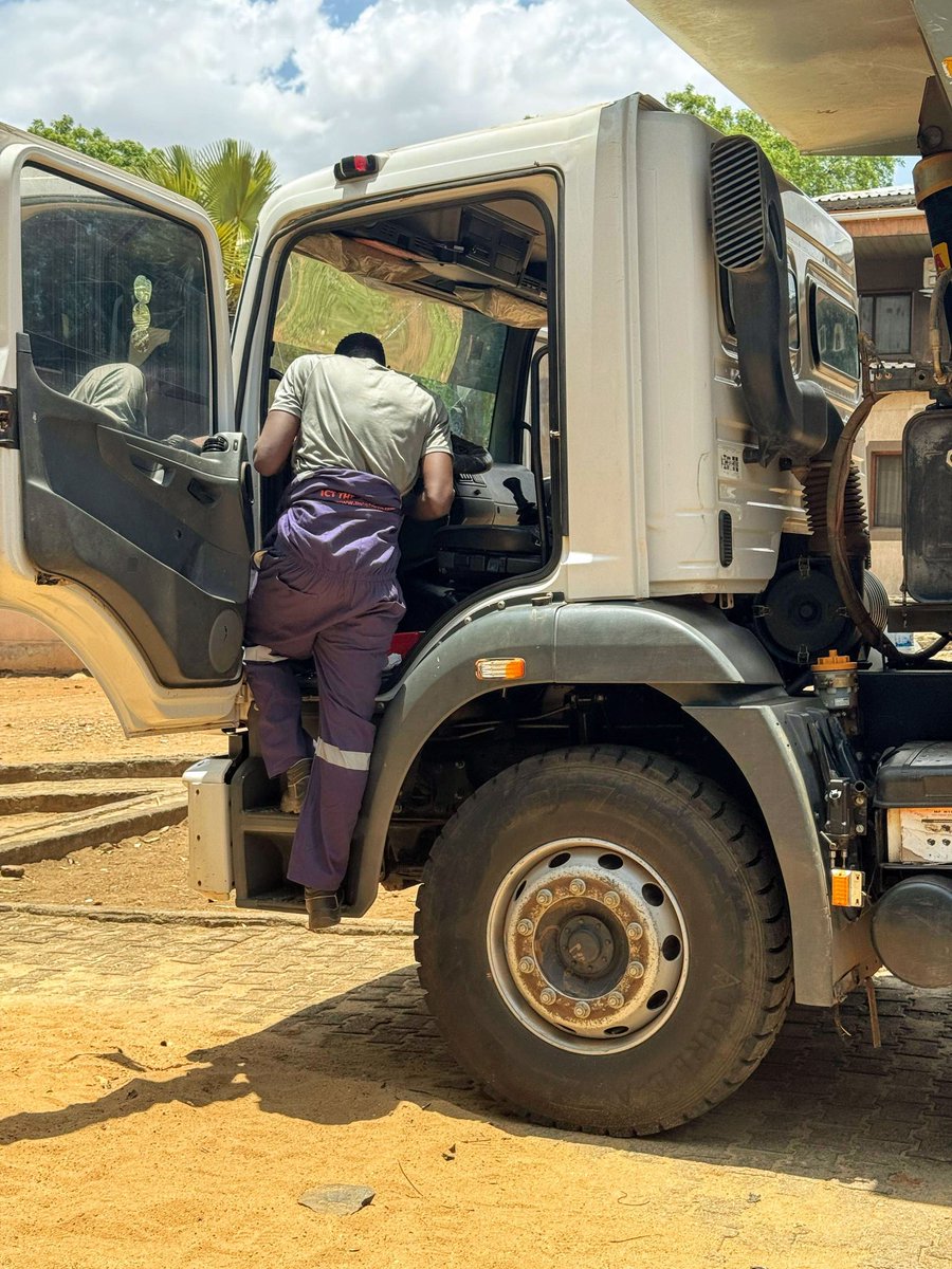 Hardwork is the price we must pay for success,
A tracker installed is a worry reduced#
ICT.the smart way
#neptechs.