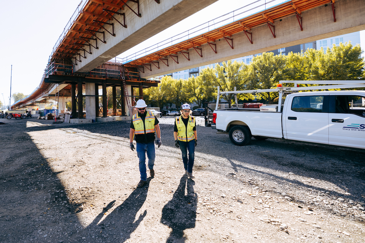 SoundTransit's tweet photo. 🚆 So much work goes into building light rail! On May 10, two new stations—Marymoor Village &amp; Downtown Redmond—join the #2Line. From guideways to art to a new pedestrian bridge, see what it took to bring this extension to life: https://t.co/ReD1onVMqh #HelloRedmond https://t.co/pb3YPLVy4q