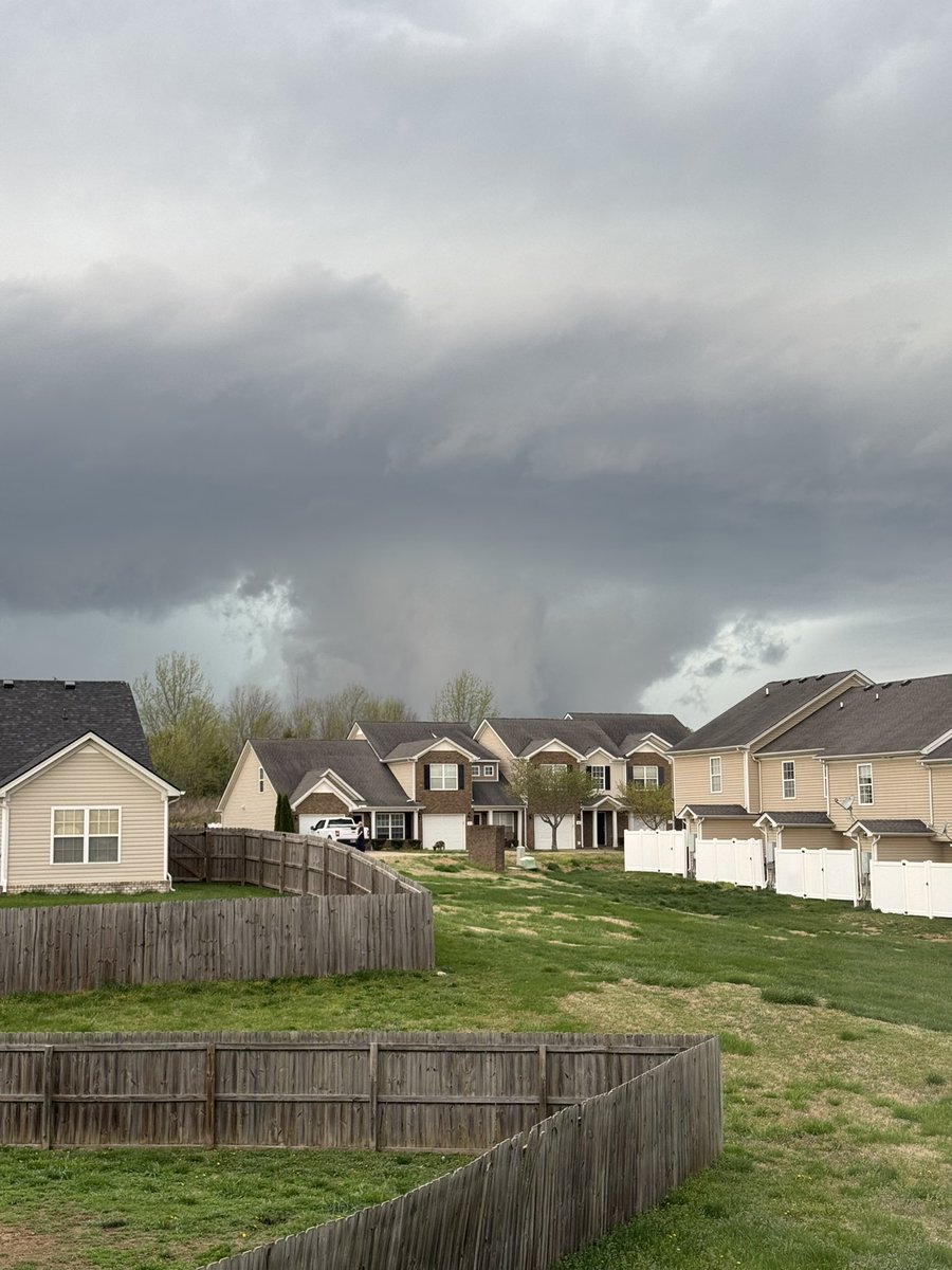 erickacarini's tweet photo. @DanielleBreezy  right south of Saturn parkway in Spring Hill https://t.co/5K2hxf6Hdb