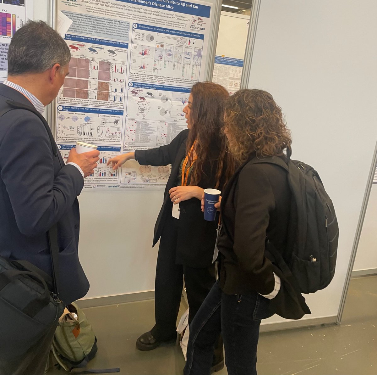 Sauralab (@sauralab) on Twitter photo <a href="/CapillaMD/">Lola Capilla</a> from <a href="/sauralab/">Sauralab</a> presenting her project on a new #Alzheimer’s APP/Tau mouse model at #ADPD2025 <a href="/adpdnet/">AD/PD - Advances in Science & Therapy</a> meeting. Funded by <a href="/_BrightFocus/">BrightFocus Foundation</a> <a href="/AgEInves/">Agencia Estatal de Investigación</a> <a href="/CienciaGob/">Ministerio de Ciencia, Innovación y Universidades</a> <a href="/INC_UAB/">Institut de Neurociències UAB</a> <a href="/UABBarcelona/">Universitat Autònoma de Barcelona</a> <a href="/CapillaMD/">Lola Capilla</a> from <a href="/sauralab/">Sauralab</a> presenting her project on a new #Alzheimer’s APP/Tau mouse model at #ADPD2025 <a href="/adpdnet/">AD/PD - Advances in Science & Therapy</a> meeting. Funded by <a href="/_BrightFocus/">BrightFocus Foundation</a> <a href="/AgEInves/">Agencia Estatal de Investigación</a> <a href="/CienciaGob/">Ministerio de Ciencia, Innovación y Universidades</a> <a href="/INC_UAB/">Institut de Neurociències UAB</a> <a href="/UABBarcelona/">Universitat Autònoma de Barcelona</a>