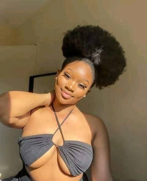 lalife92's tweet image. Les 6 habitudes qui font fuir les hommes 

Les filles lisez👇💔