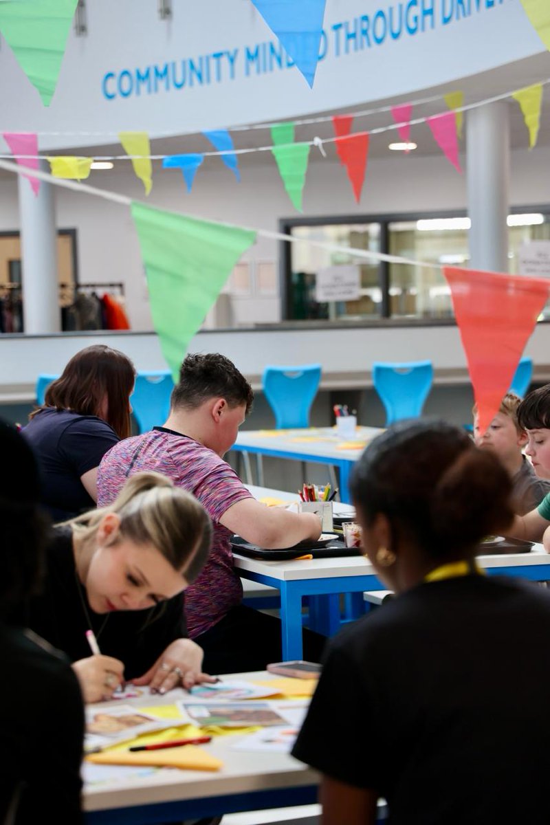 Mrs Nelson 👩🏾‍🏫 tweet media