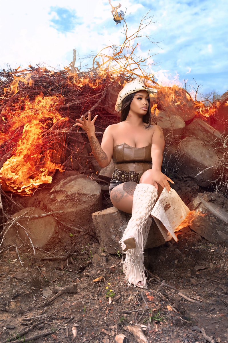 👑01.31 ✨ tweet media