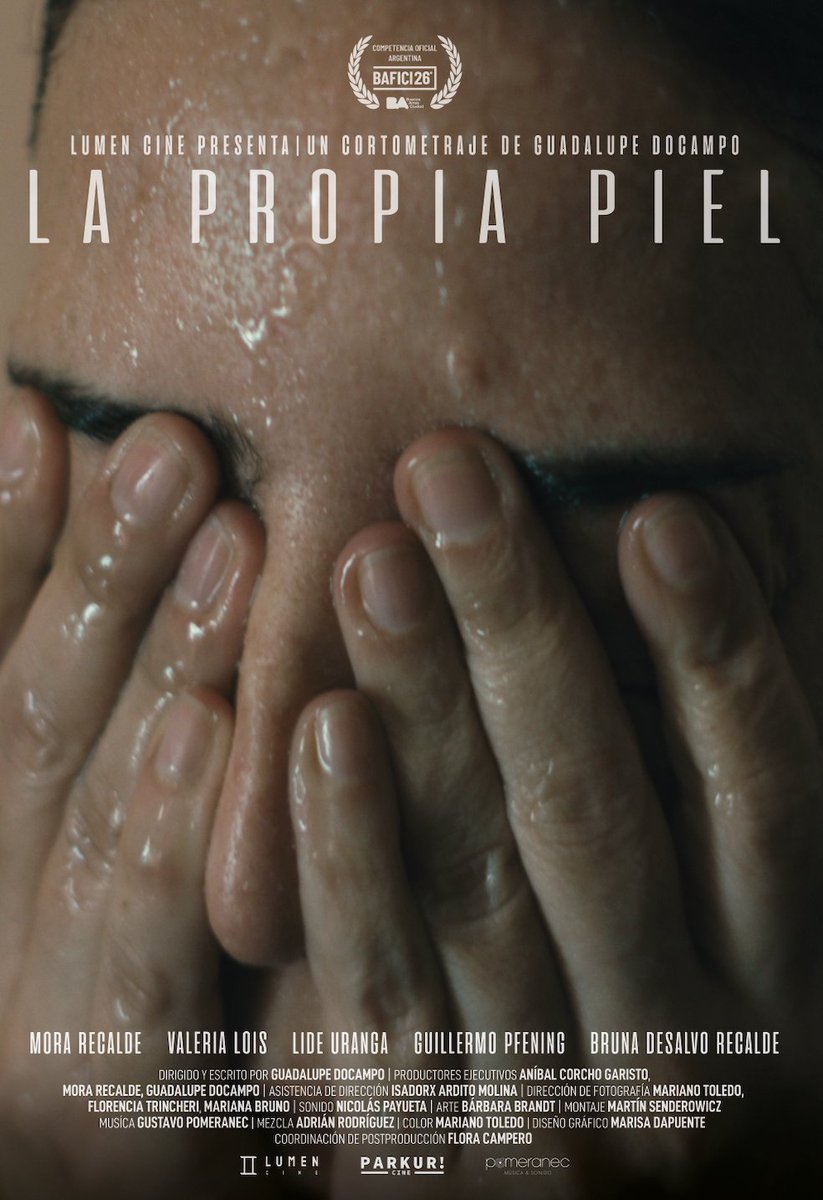 Acá uno de los afiches de #lapropiapiel de #Guadadocampo producida por <a href="/lumencine/">Lumencine</a> 
El afiche es obra de Marisa Dapuente