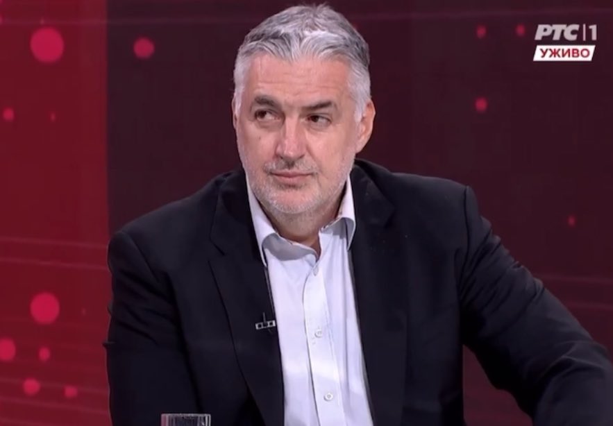 Profesor Radan Stojanović, demonter ćacija. Inače, kampovao sa studentima na komandi. Još mislite da nema ko posle?