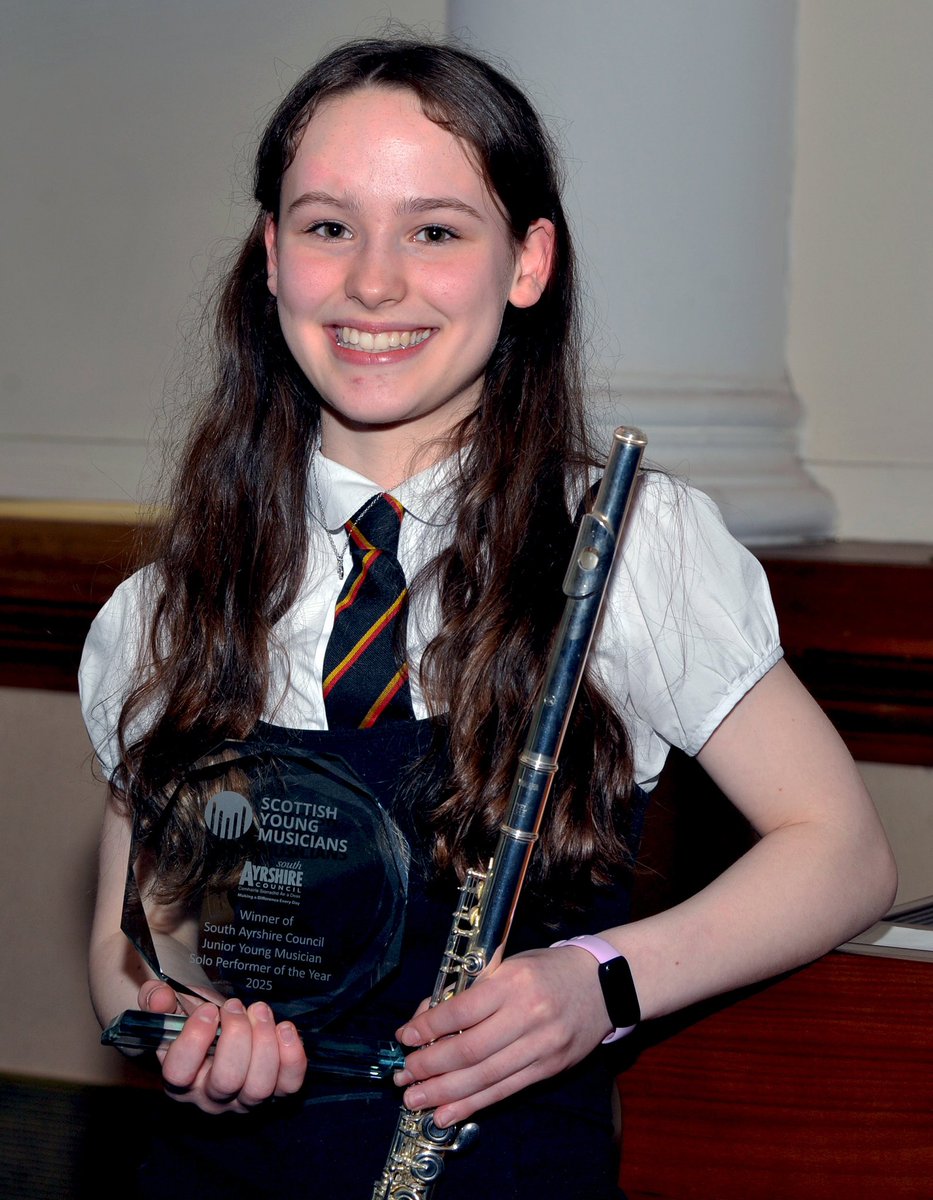 SAMusicService's tweet photo. 1/4
📣 After an incredible night of music making we are delighted to announce the winner of the SOUTH AYRSHIRE JUNIOR YOUNG MUSICIAN OF THE YEAR 2025. (S1-S3) 📣

🥇 Agatha Ludkin-Finnie, flautist from Belmont Academy performed Faure’s Fantasie to win the competition 🥇 https://t.co/hAH6puIXbe