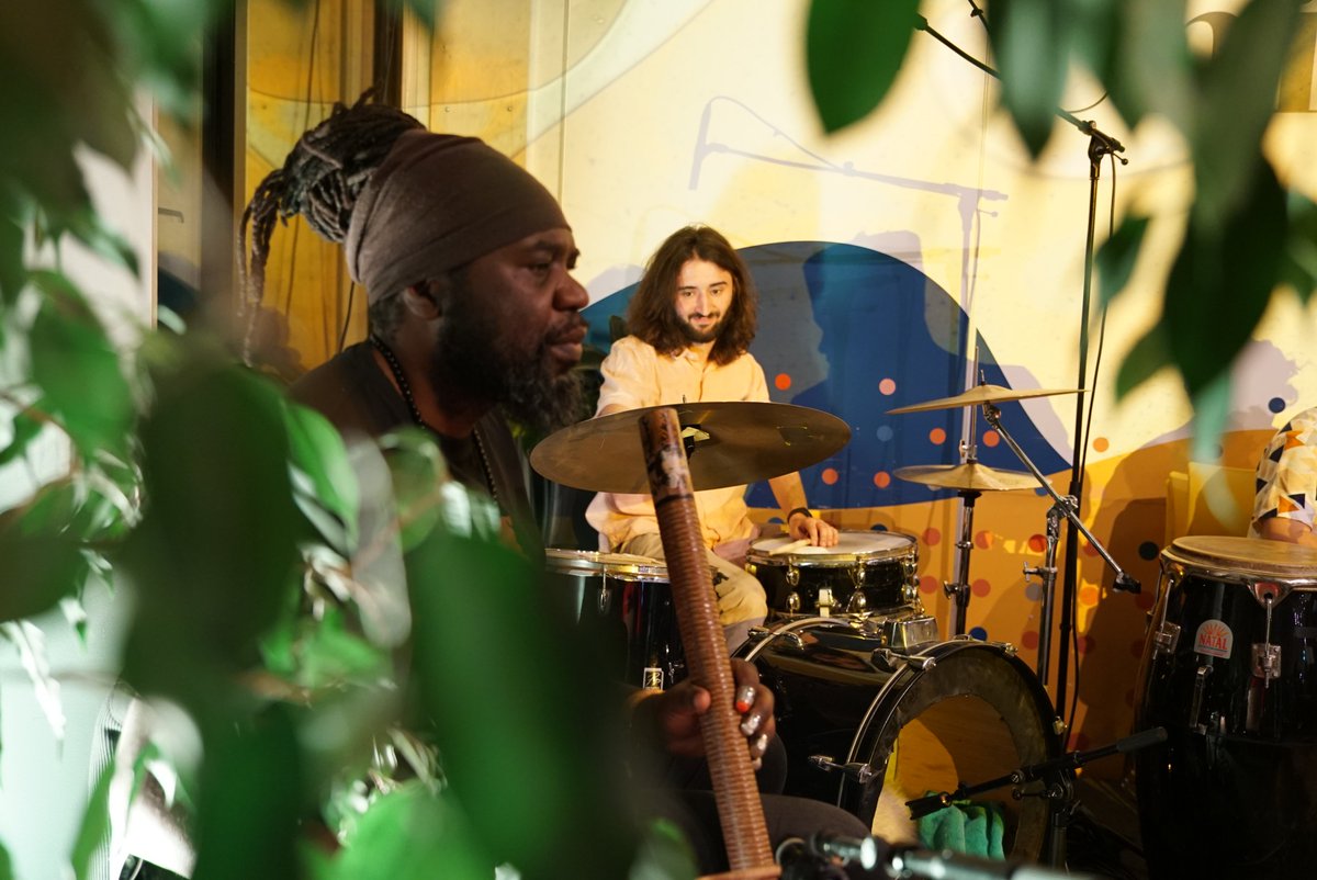 Grand_union's tweet photo. Regen Sound bringing the energy to Poplar Union last weekend! Big thanks to everyone who came down and made it special.

25th April Regen Sound are back at  @PoplarUnion  with more live jazz in the community.

📸 @ Àkàndá Productions 
#LiveMusic #RegenSound #PoplarUnion  #jazzuk https://t.co/1VFk3CZYWB