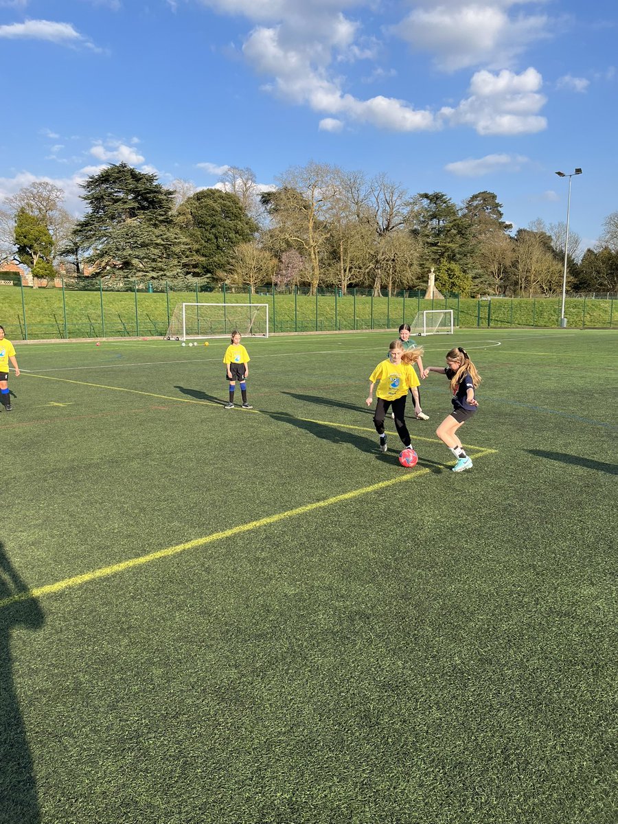 HuntsSSP's tweet image. We have had a brilliant Girls Football after school club @HBKPE_Sports for Schools Football Week ⚽️ 

Thank you @SchoolsFootball for the amazing resources, the girls loved them. 💛