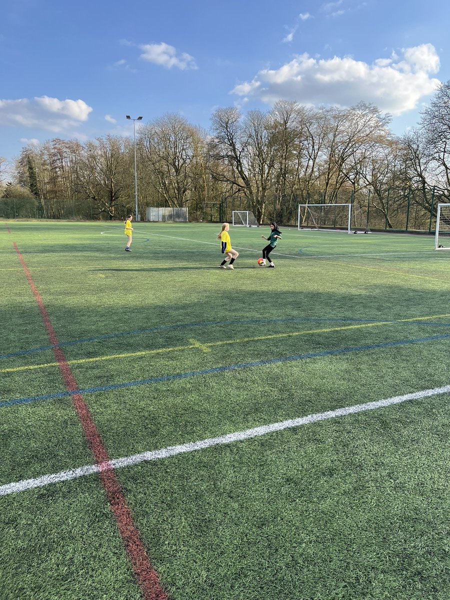 HuntsSSP's tweet image. We have had a brilliant Girls Football after school club @HBKPE_Sports for Schools Football Week ⚽️ 

Thank you @SchoolsFootball for the amazing resources, the girls loved them. 💛