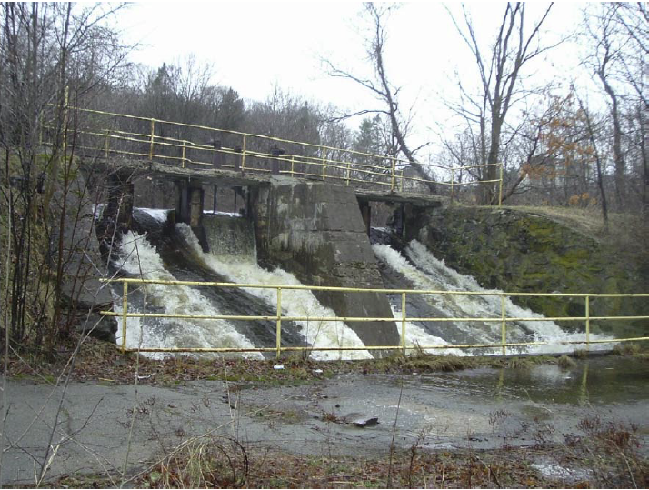 CommunityAdvisory:  A discussion regarding the future of the Bird Pond Dam is on the  Selectboard’s agenda for their meeting next Tuesday, April 8th, which  starts at 7pm at Walpole Town Hall, 135 School St. All are welcome to  attend. 

#Walpole <a href="/MassDCR/">MassDCR</a>