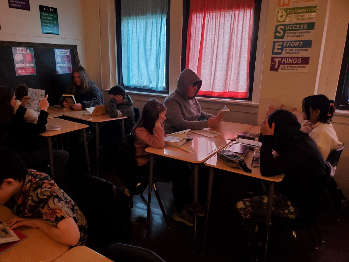 ReedAcademy1's tweet image. DEAR time is the best time! 📖📚🦫
#spsreadtosucceed