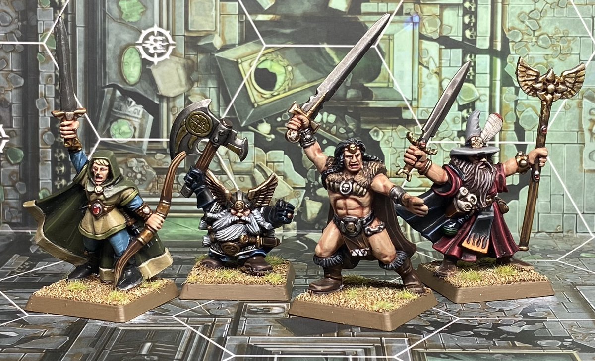 Well, it’s #ThrowbackThursday and I’ve been rummaging around in my collection of very old miniatures recently, giving them a few new licks of paint and rebasing them. 

Anyone remember these mighty blasts from the hobby past?! 
#WarhammerCommunity