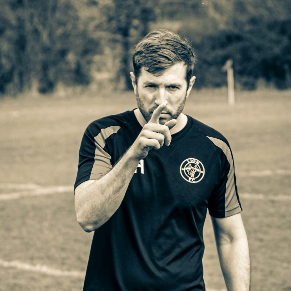 Happy birthday to first team vice captain Ryan Harris. Have a great day! COYL 🦁🎂🦁🎂🦁