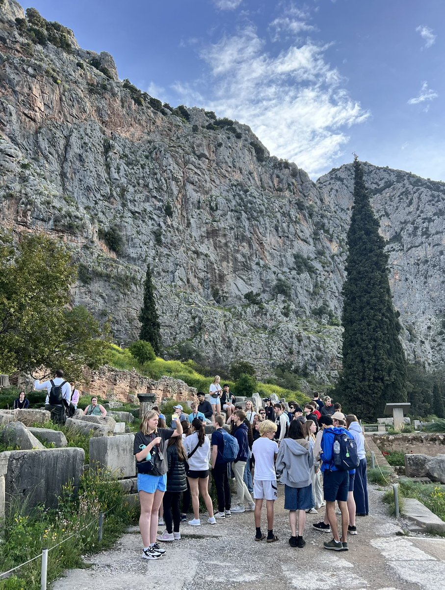 PLHSLakers's tweet photo. Greece Trip continues— more exploring in Delphi, amazing view at #Arachova with @PLLakers and delicious Greek meal, too! https://t.co/X0REWiPbp6