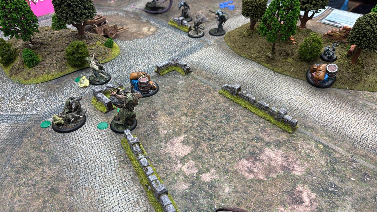 Grabando la demo de la nueva edición de Sphere Wars con los creadores del juego antes del lanzamiento del futuro KS el 28 de Abril en colaboración con <a href="/HTPublishers/">HT Publishers</a> 
#spherewars