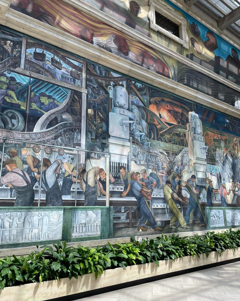 One of the largest art collections in the U.S. is right here <a href="/DIADetroit/">Detroit Inst of Arts</a>! Start at the Center for African American Art, enjoy a coffee at Café DIA and view art from the earliest civilizations to the present. Book your stay with us today: bit.ly/3Q3Y6he

📸 @asterandanne