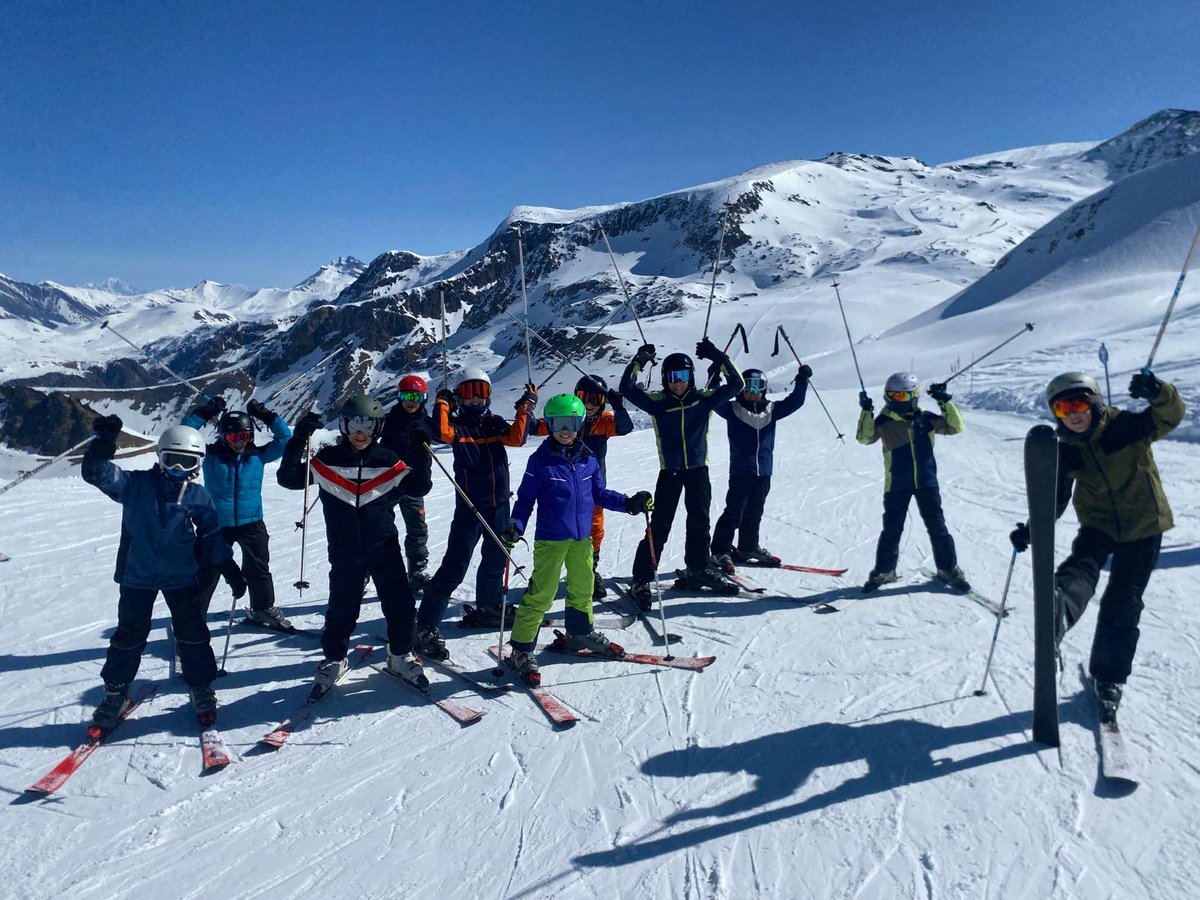 KCJSHeadmaster tweet media