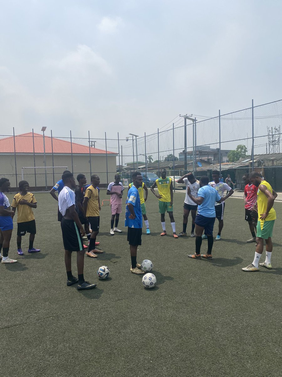 KwasuAlumniFT's tweet photo. Earlier today at #TheInvaders first training session ahead of the University Alumni Football competition
@TheKWASUAlumni
#Going4Gold https://t.co/aNH0Hp1gE8