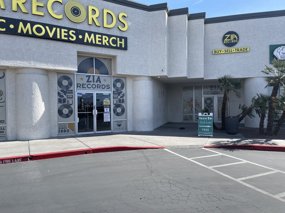 AlphaGraphicsVV's tweet image. 🎶Just wrapped up a killer install for ZIA Records right here in Vegas! Their windows are now as bold and iconic as the music inside. Full-color vinyl wraps that turn heads and bring the vibe curbside. Need your storefront to make some noise? Let’s talk.
#AlphaGraphics #ShopLocal