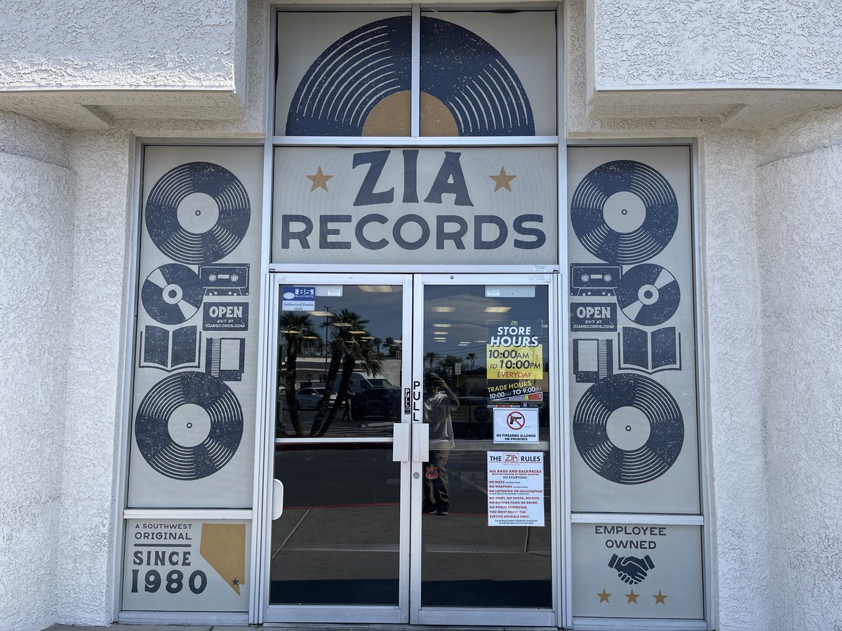 AlphaGraphicsVV's tweet image. 🎶Just wrapped up a killer install for ZIA Records right here in Vegas! Their windows are now as bold and iconic as the music inside. Full-color vinyl wraps that turn heads and bring the vibe curbside. Need your storefront to make some noise? Let’s talk.
#AlphaGraphics #ShopLocal
