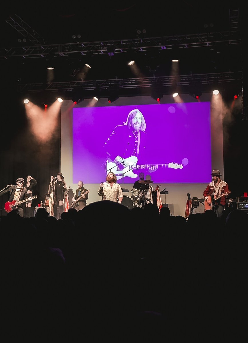The “Tom Petty Tribute Experience” shows are always fun! Thanks to all that came.. Now back to the regularly scheduled Bliss shows! 
4/17 Reno, NV
4/18 SLC, UT
4/19 Grand Junction, CO
5/22 Omaha, NE
5/23 Madison, WI
5/24 Dubuque, IA
For details &amp; tickets, hit the link in our bio.