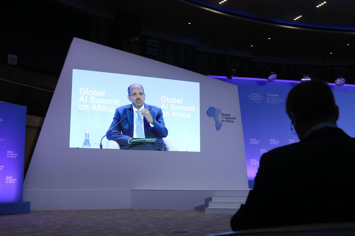 Nuur Mohamud Sheekh tweet media