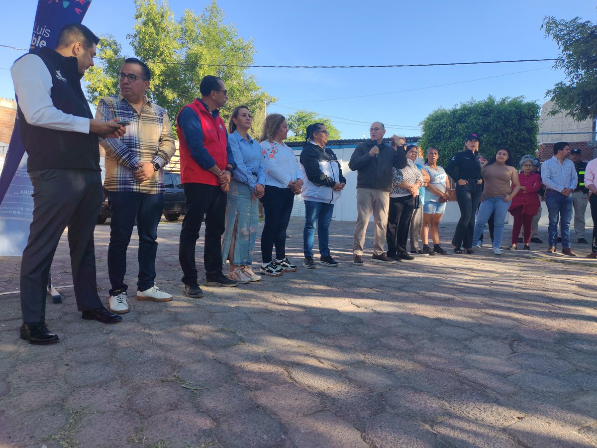 ❤️🏘️ En la jornada 209 de #CapitalAl100, el alcalde <a href="/EF_Galindo/">Enrique Galindo C</a> anunció el relanzamiento del programa #DeCorazónMiCasa, que busca rehabilitar las fachadas de las viviendas. 

Además, en los próximos días, la Colonia Simón Díaz recibirá nuevos beneficios de #LaRutaDeLaSalud.