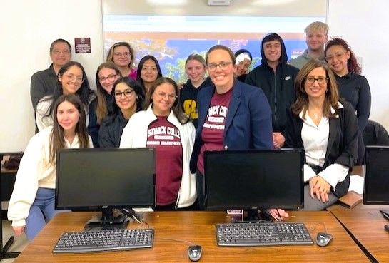 Prime Healthcare visited the Eastwick College Ramsey campus to speak with LPN and BSN students about exciting job opportunities within their healthcare system. The session provided valuable insights into Nursing career paths, available positions, and the benefits of joining Prime