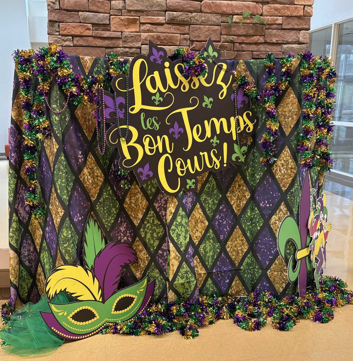 Getting ready to celebrate our wonderful volunteers tonight! 💜💚💛