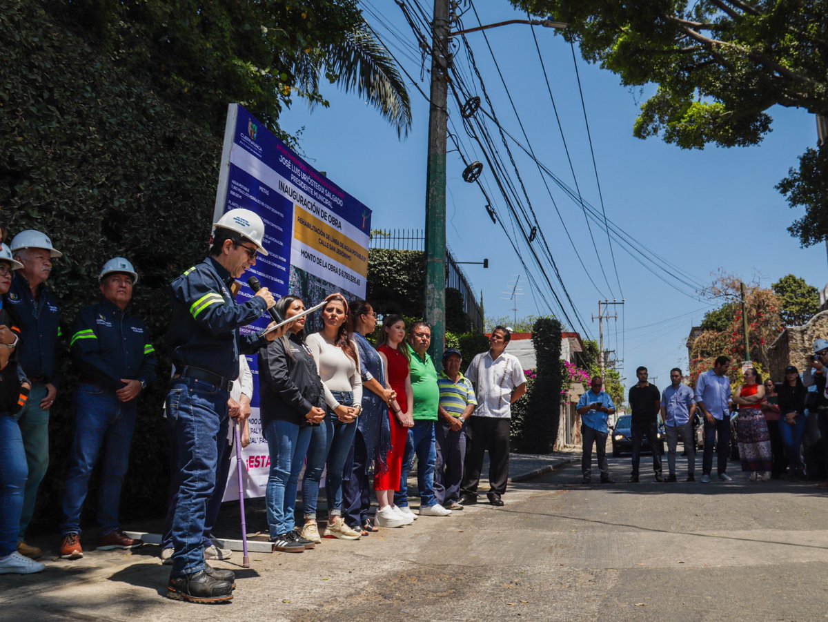 Para garantizar un mejor abastecimiento del vital líquido a cerca de 12 mil habitantes, inauguramos la obra rehabilitación de línea de agua potable en calle San Jerónimo  , Col. Tlaltenango 🚧💧

Más detalles de la obra, entra a: facebook.com/share/v/15v4DM…

#Cuernavaca